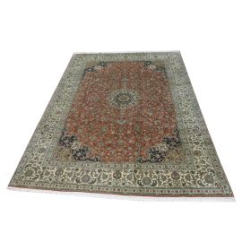 Kashmir Silk Exclusive